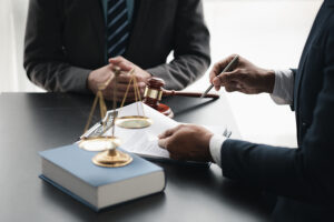 Attorneys or lawyers are advising clients in defamation cases, they are collecting evidence to bring charges against the parties for damages. The concept of defamation case counseling. Lawyer negotiating to get a criminal case thrown out.