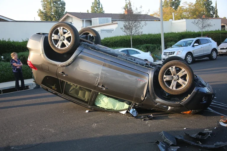 3-25-2017 Lake Forest, CA: Car Accident. Non Injury Car Accident due to distracted driving in Lake Forest California 3-25-2019.